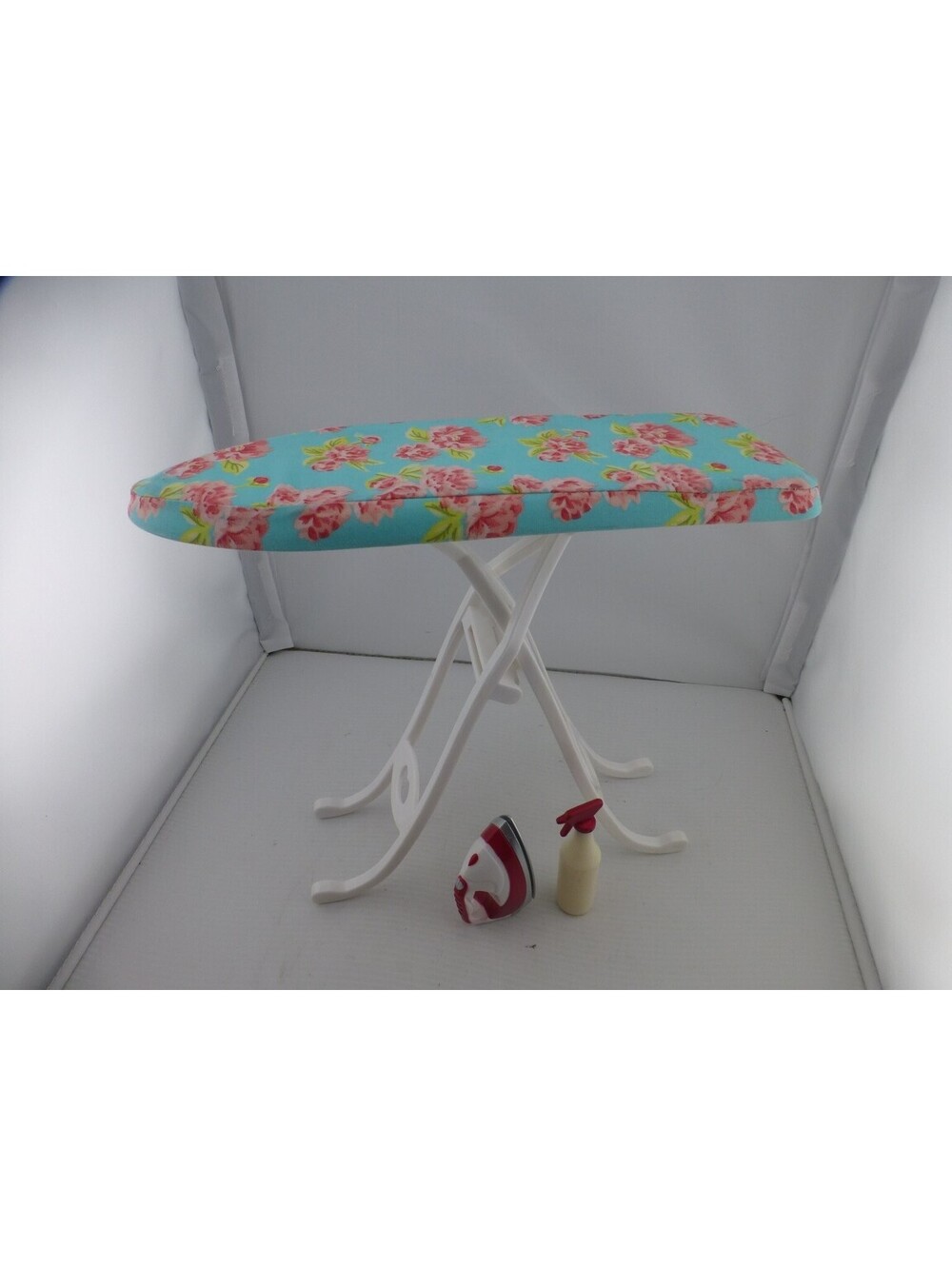 Our Generation ironing set, in amazing condition! - C14